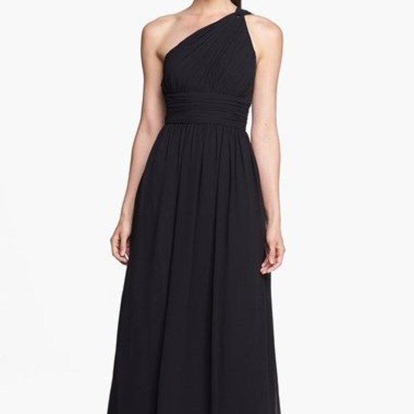 Donna Morgan Dresses & Skirts - NWT Donna Morgan "Rachel" Dress